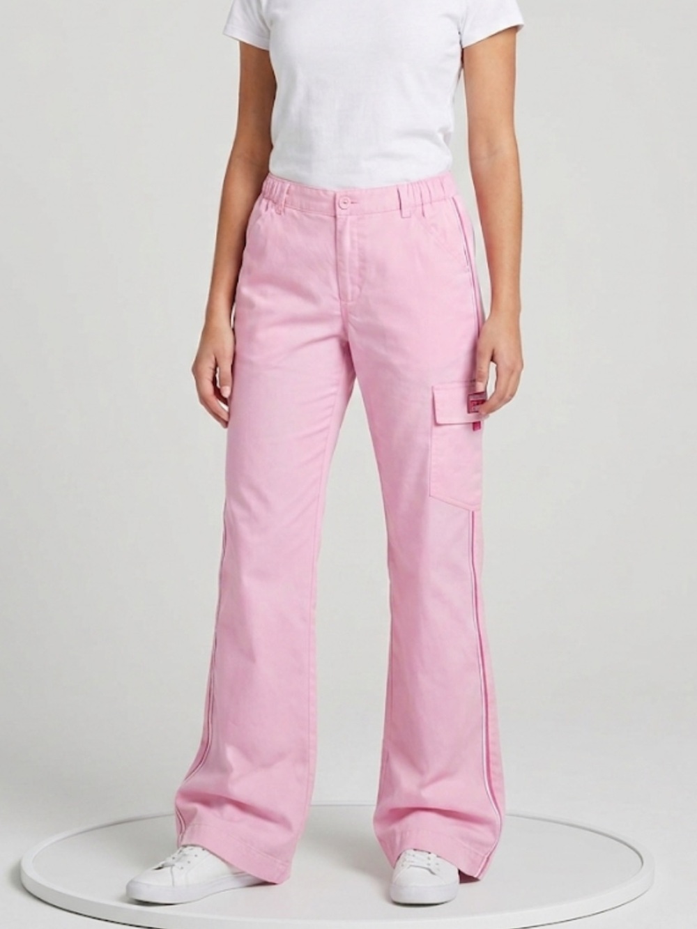 Metro Pink Wide-Leg Cargo Pants